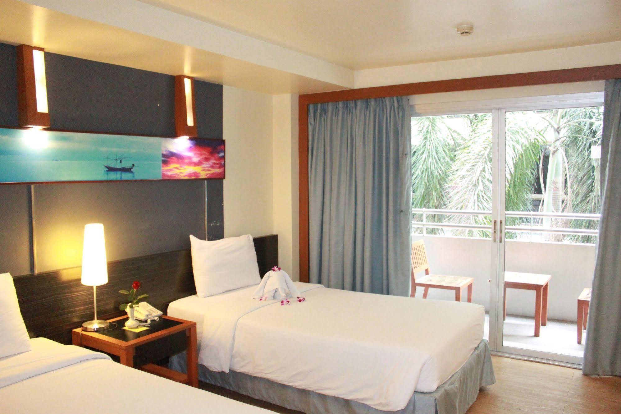 ซันชายน์โฮเทลแอนด์เรสซิเดนซ์ - Sha โรงแรม 3*
